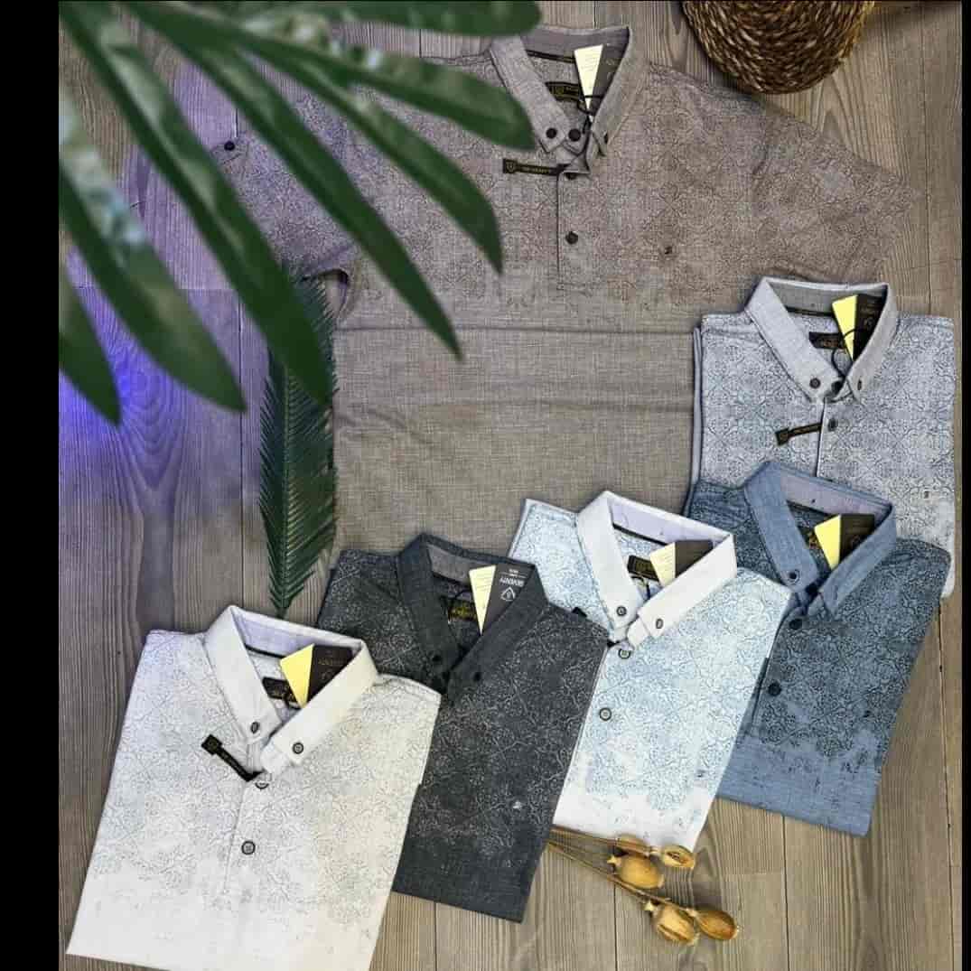 Sunti yakalı tişört
